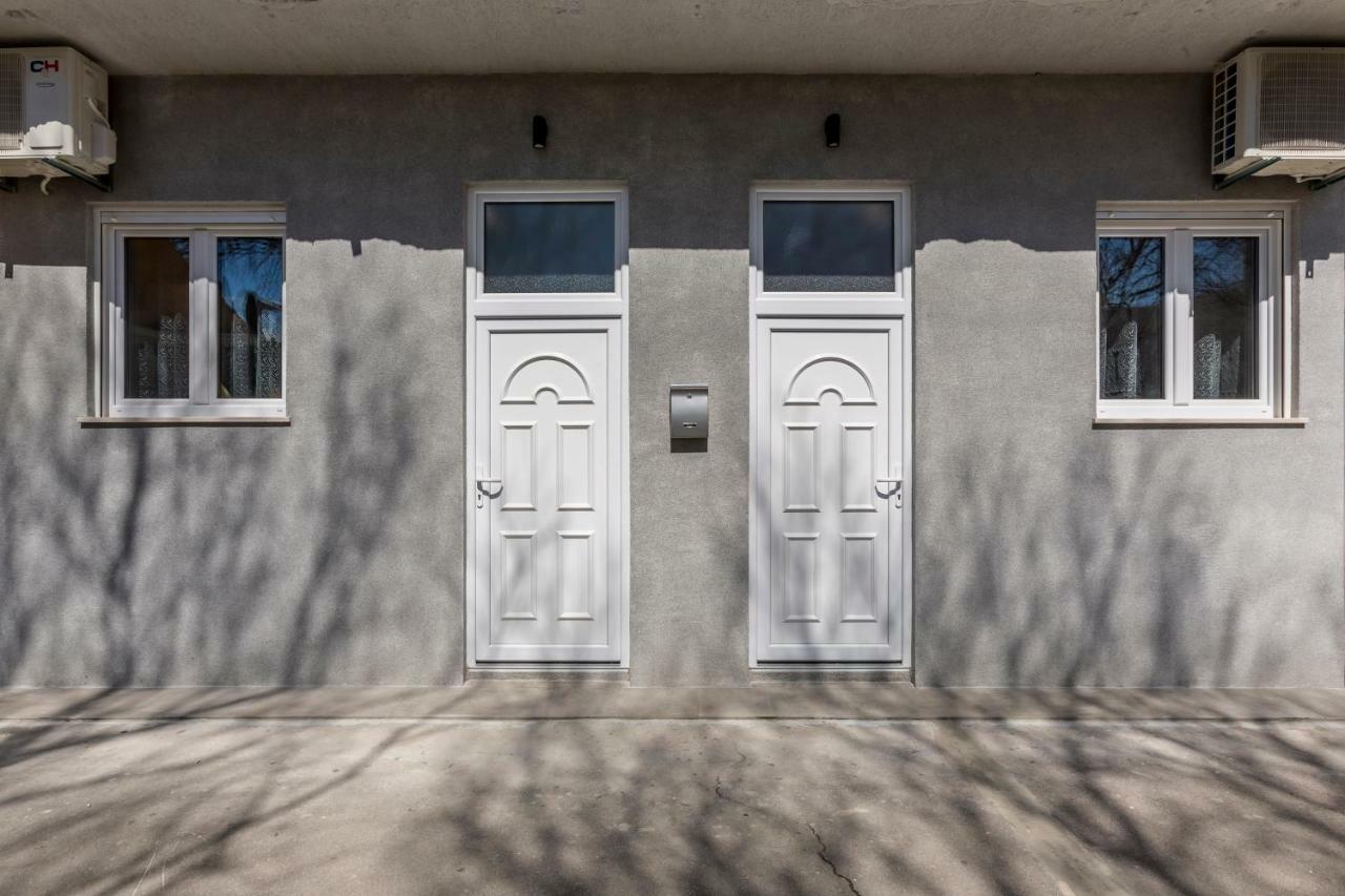 Studio Apartments Twins Спліт Екстер'єр фото