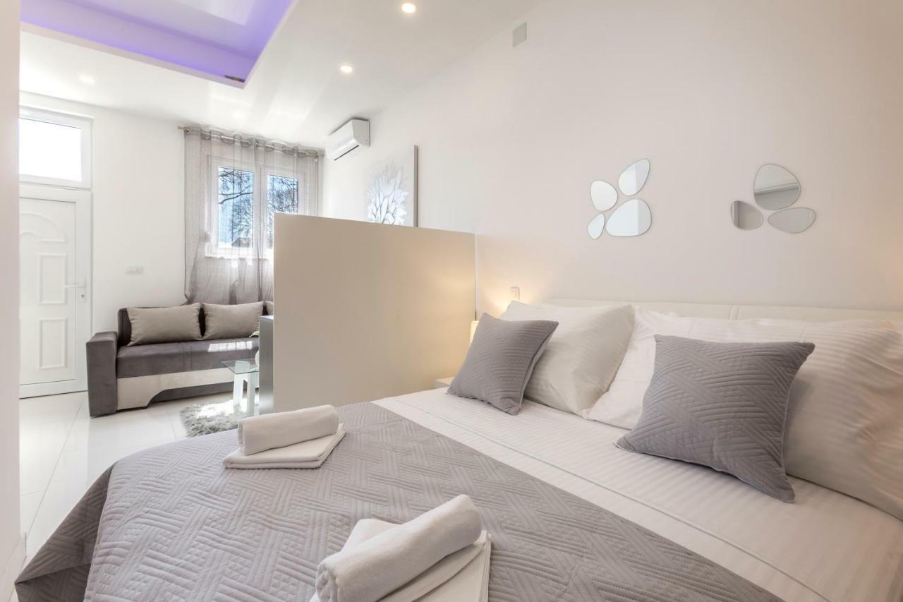 Studio Apartments Twins Спліт Екстер'єр фото